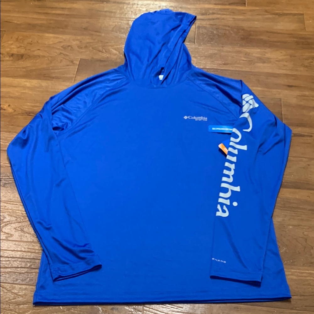 Columbia Men's Blue Hooded Shirt